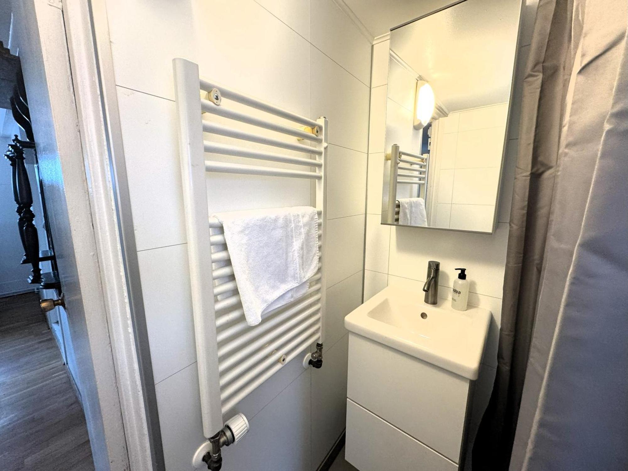 Apartment Day Dream Mjostraeti 10a *